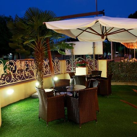Hotel Monica Cervia Ngoại thất bức ảnh